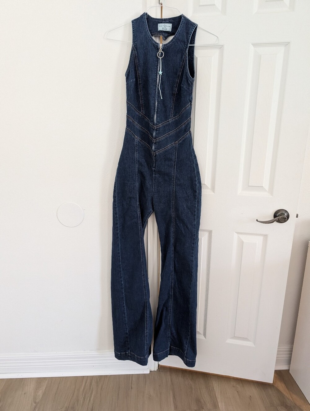 Revice Hollywood Heartthrob Denim Jumpsuit Heart Cutout Zip Front Flare Jeans - Picture 6 of 10